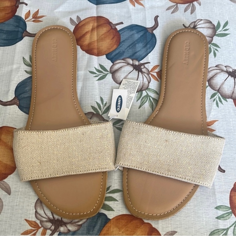 Old Navy Fabric Slide Sandals - Picture 2 of 6